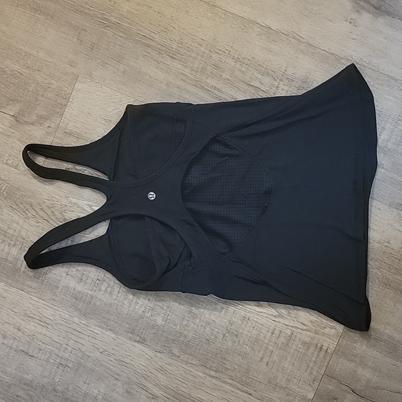 Lululemon workout tank top with shelf bra - Picture 2 of 4